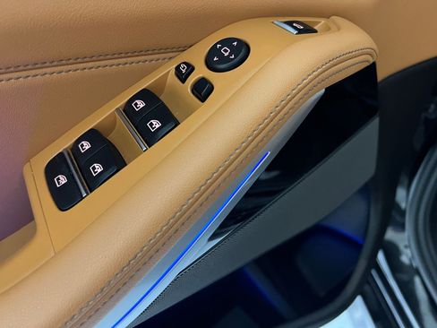 Used 2023 BMW X5 M50i w/ Climate Comfort Package image 25