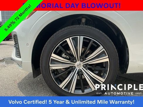 Certified 2023 Volvo XC60 B5 Plus w/ Climate Package AWD/4WD image 10