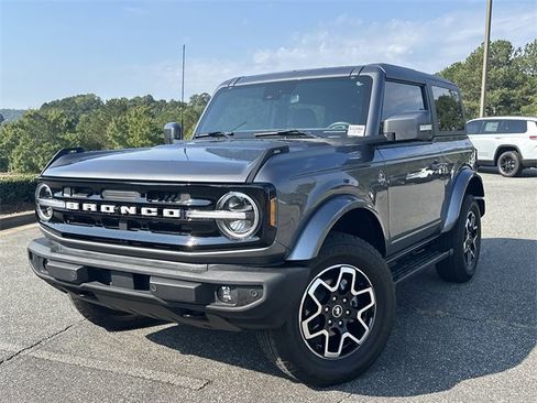 Used 2022 Ford Bronco Outer Banks image 1