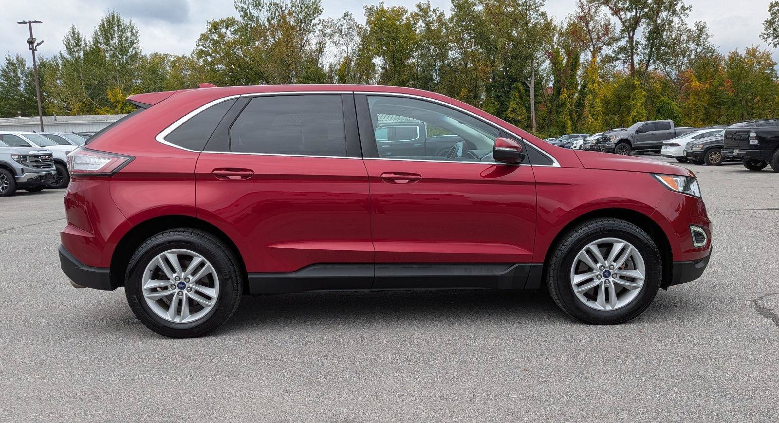 Used 2017 Ford Edge SEL w/ Equipment Group 201A AWD/4WD image 5