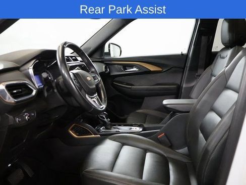 Used 2023 Chevrolet TrailBlazer ACTIV w/ Sun and Liftgate Package image 12