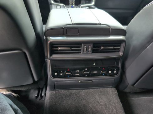 Certified 2026 Lexus LX 700h Luxury w/ Appearance Package AWD/4WD image 17
