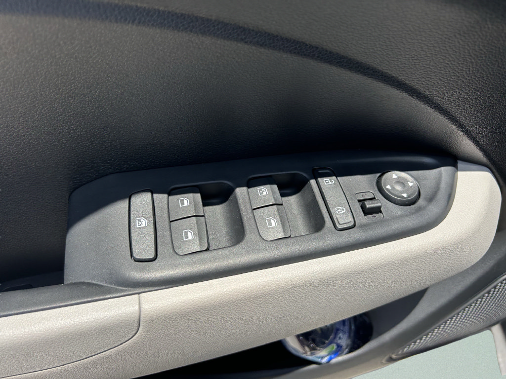 New 2026 Hyundai Venue SEL FWD image 22