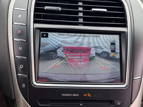 Used 2018 Lincoln MKX Reserve w/ Lincoln MKX Climate Package image 35