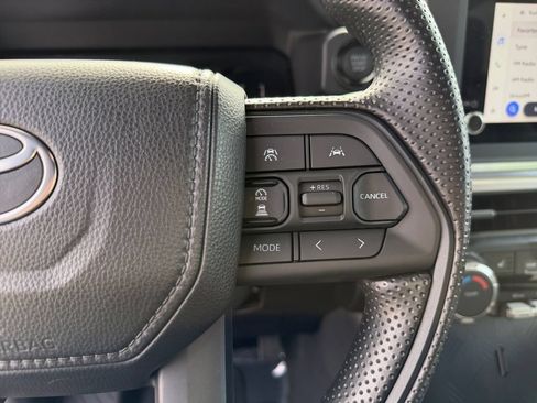 Certified 2026 Toyota Tacoma SR5 AWD/4WD image 20