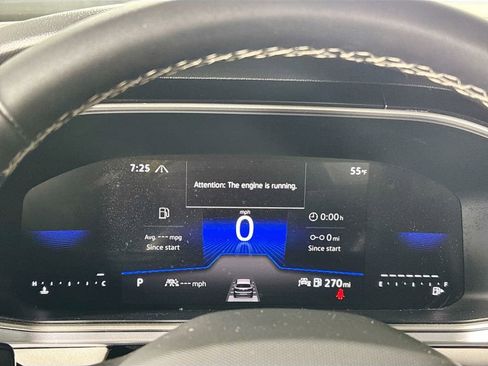 Certified 2025 Volkswagen Taos SE image 14