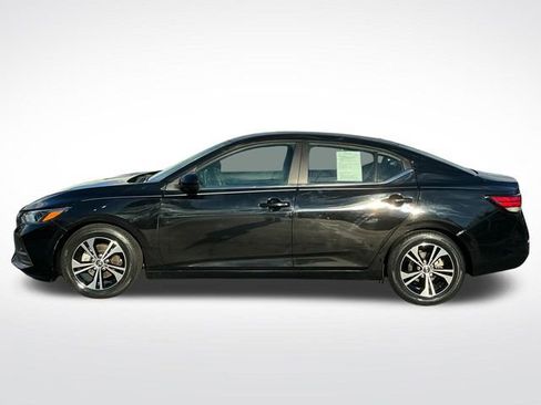 Used 2021 Nissan Sentra SV image 3