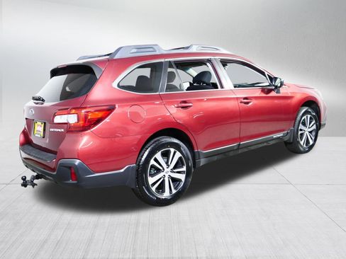 Used 2019 Subaru Outback 2.5i w/ Popular Package #1 AWD/4WD image 7