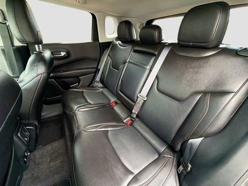 Used 2018 Jeep Compass Limited AWD/4WD image 24