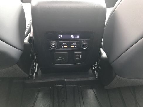 Used 2021 Buick Enclave Premium w/ Sun and Sites Package AWD/4WD image 14