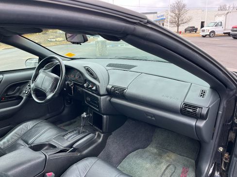 Used 1996 Chevrolet Camaro Z28 RWD image 25
