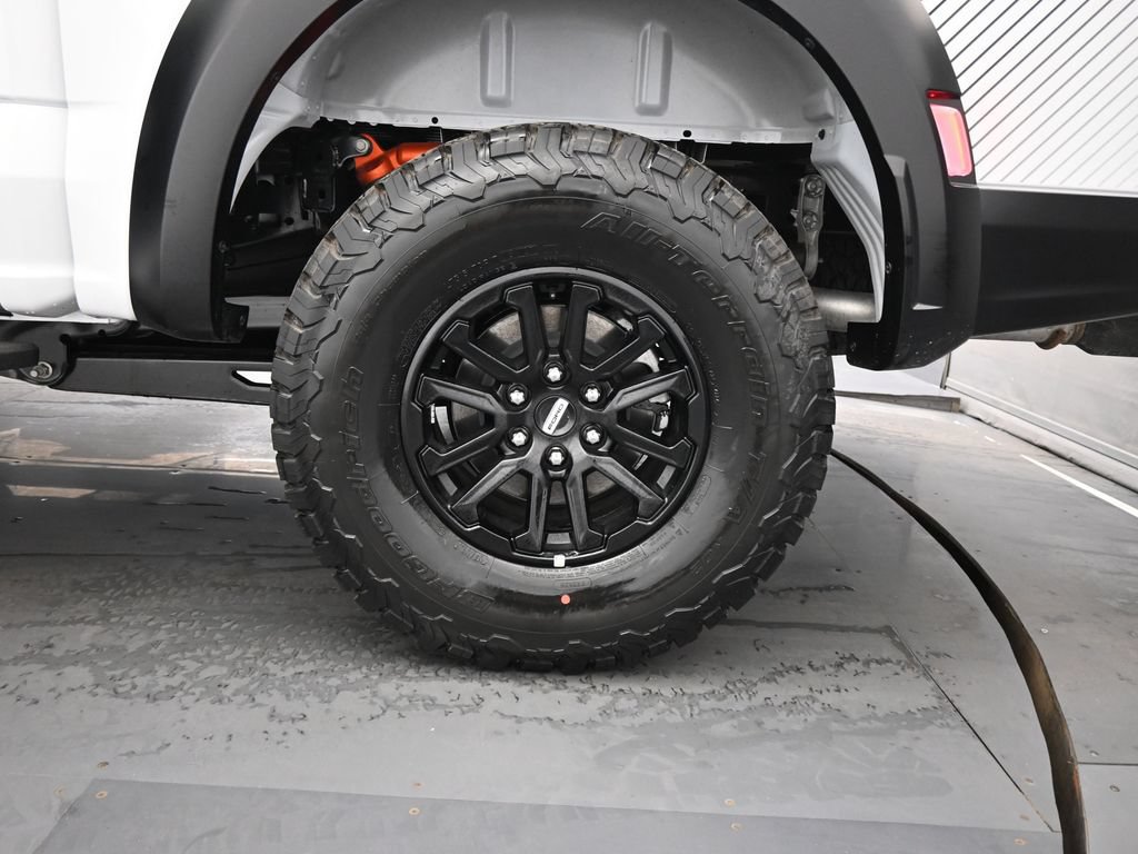 Used 2025 Ford F150 Raptor AWD/4WD image 26