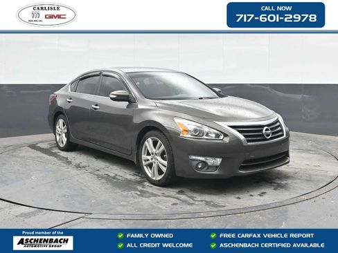 Used 2013 Nissan Altima 3.5 SV w/ Navigation Pkg FWD image 1