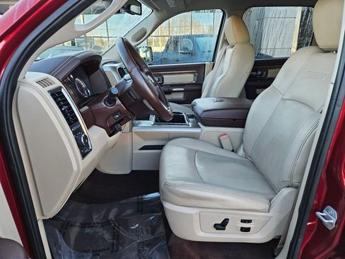 Used 2015 RAM 1500 Laramie w/ Convenience Group image 13