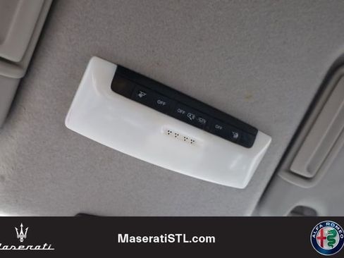 Used 2020 Nissan Kicks SR w/ SR Premium Package image 21