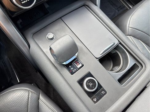Used 2021 Land Rover Discovery HSE R-Dynamic AWD/4WD image 42