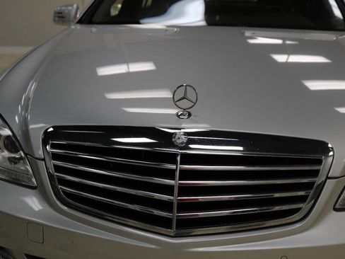 Used 2013 Mercedes-Benz S 550 4MATIC image 9