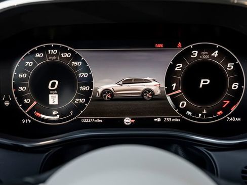 Used 2024 Jaguar F-PACE SVR AWD/4WD image 18