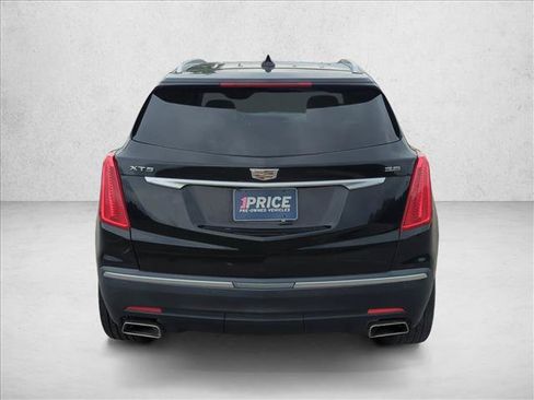 Used 2018 Cadillac XT5 Premium Luxury FWD image 6