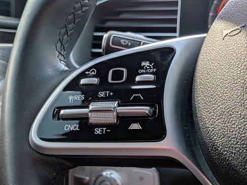 Used 2021 Mercedes-Benz GLE 450 4MATIC image 12