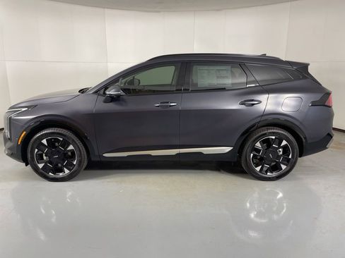 New 2026 Kia Sportage SX FWD image 5
