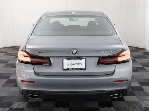 Used 2023 BMW 530i xDrive w/ Premium Package AWD/4WD image 18