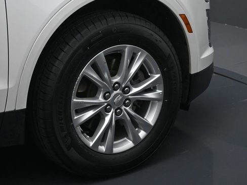 Certified 2024 Cadillac XT5 Luxury FWD image 6