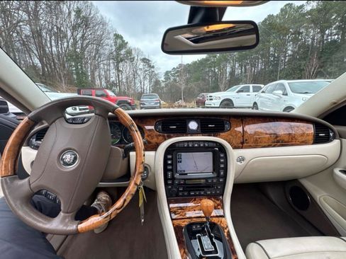 Used 2006 Jaguar XJ Vanden Plas RWD image 23