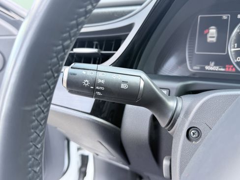 Used 2022 Lexus ES 250 w/ Premium Package image 74