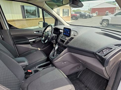 Used 2019 Ford Transit Connect XLT FWD image 17