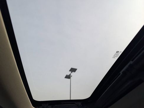 Used 2017 Buick Enclave Premium w/ Experience Buick Package image 23