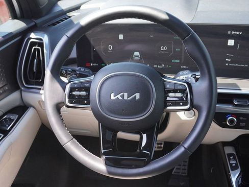 Used 2025 Kia Sorento SX Prestige AWD/4WD image 49