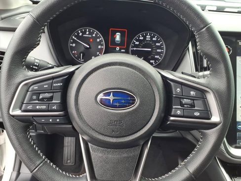 Certified 2023 Subaru Outback Premium image 5