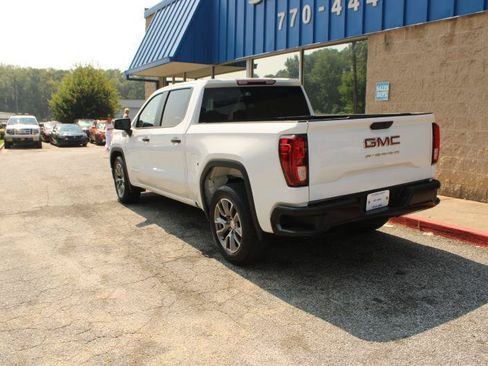 Used 2019 GMC Sierra 1500 2WD Crew Cab w/ Convenience Package image 4