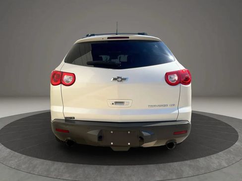 Used 2012 Chevrolet Traverse LTZ FWD image 10