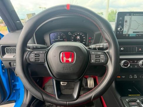 Used 2023 Honda Civic Type R image 13