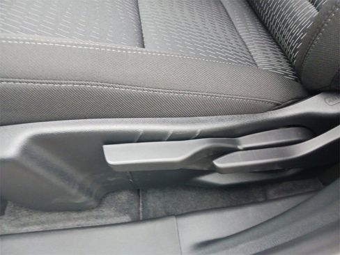 New 2026 Chevrolet Equinox LT image 29