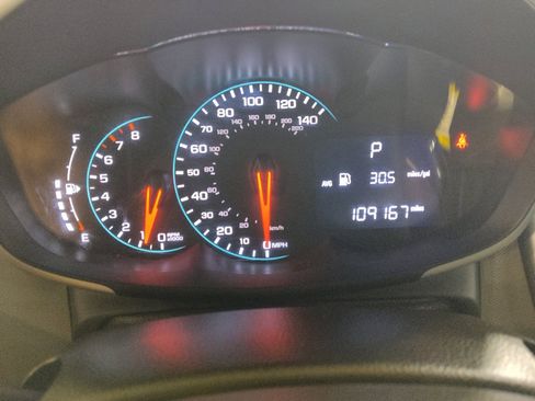 Used 2018 Chevrolet Sonic LT FWD image 23