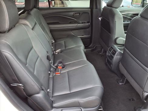 Used 2022 Honda Passport EX-L image 12