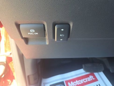 Used 2023 Ford F250 Lariat w/ Lariat Ultimate Package AWD/4WD image 22
