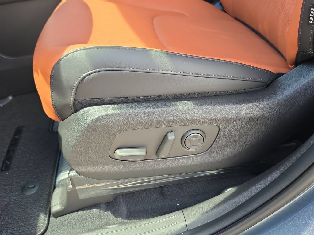 New 2027 Kia Carnival SX FWD image 22