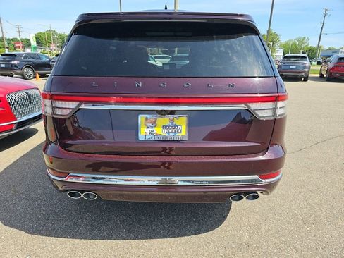 Used 2023 Lincoln Aviator Black Label w/ Dynamic Handling Package AWD/4WD image 4