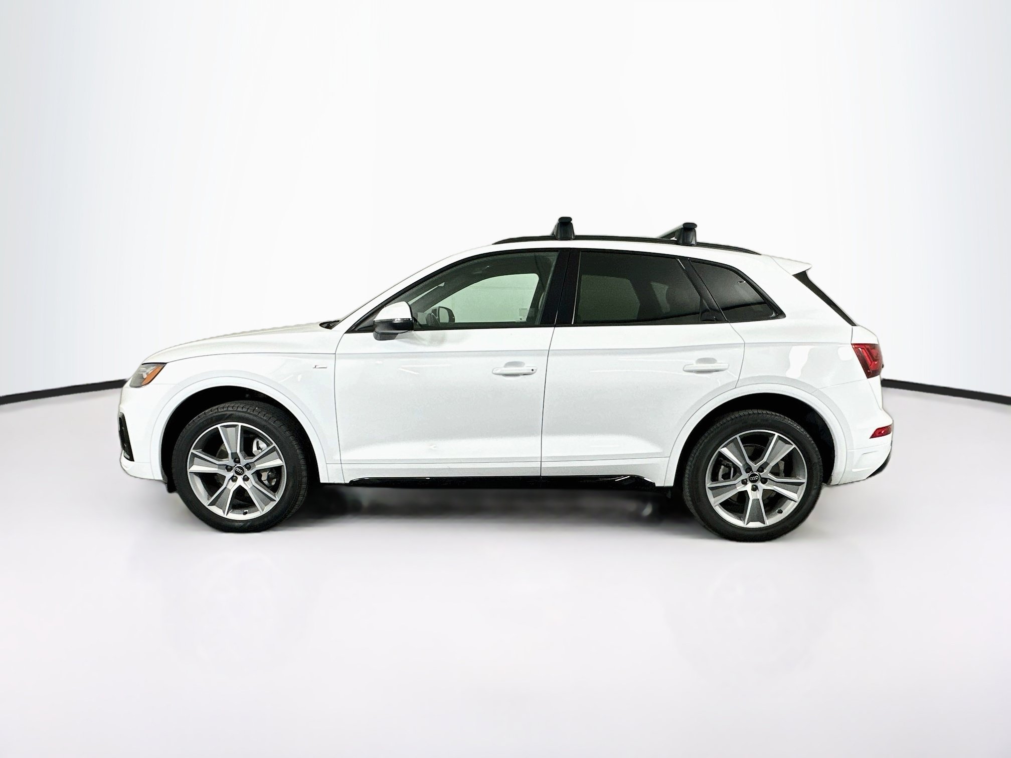 Used 2025 Audi Q5 2.0T Premium AWD/4WD image 4
