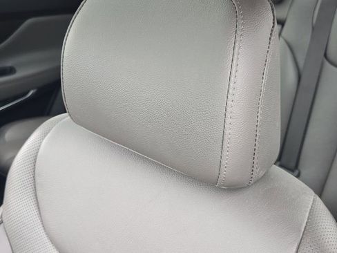 Used 2020 Hyundai Santa Fe Limited FWD image 11