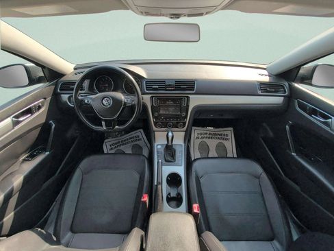 Used 2019 Volkswagen Passat 2.0T Wolfsburg w/ Wheels & Sunroof Package FWD image 21