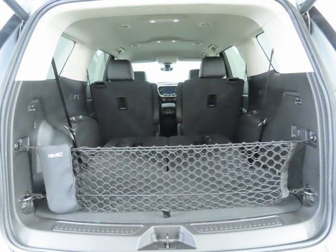 Used 2023 GMC Acadia Denali w/ Denali Technology Package image 29