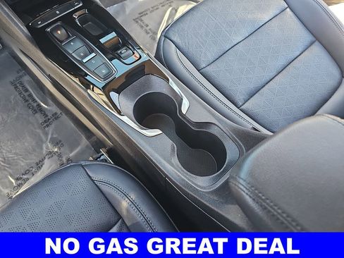 Used 2023 Chevrolet Bolt EUV Premier image 23