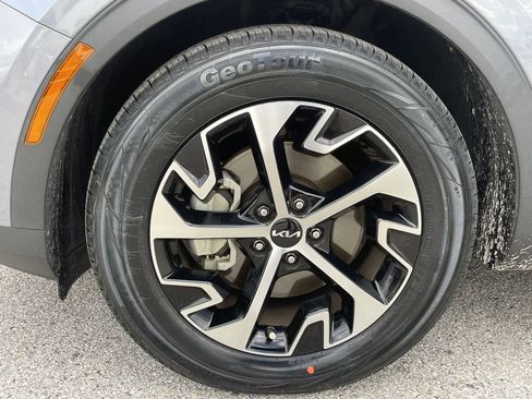 Certified 2023 Kia Sportage EX FWD image 37