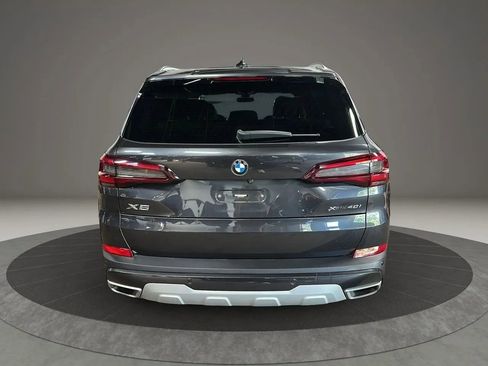 Used 2022 BMW X5 xDrive40i w/ Premium Package image 4