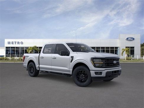 New 2025 Ford F150 XLT w/ Equipment Group 302A MID image 7